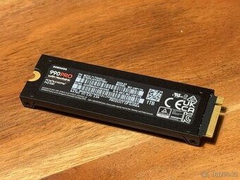 Zánovní Samsung 990 PRO M.2 SSD 1TB (chladič)