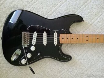 Greco Stratocaster Spacey Sound 81- snímače USA Fender 79-81