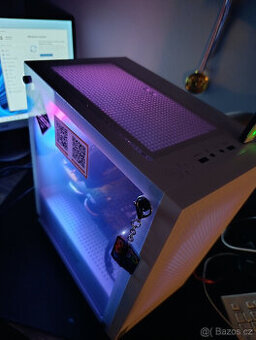 Herní PC / nová skříň + W11 / 2x Disk 2256 GB