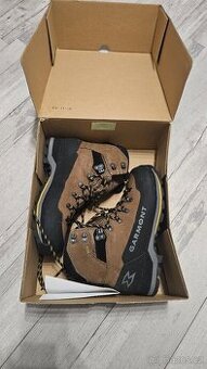 Treková obuv Garmont vel. 39