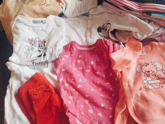 Oblečení pro miminko - holčičku.