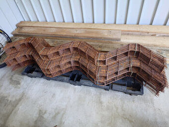 Distanční hadi/distanční podložky