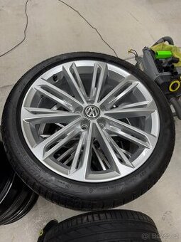 VW Verona R19” + nové pneu