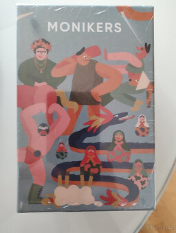 Monikers - společenská hra