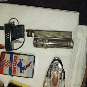 Benzínové/plyn. ZAPALOVAČE