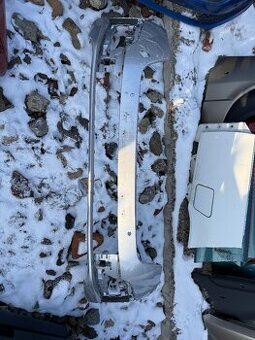 Prodám přední nárazník Škoda Octavia IV