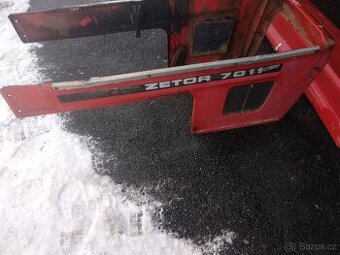 Kapota maska Zetor 7011......