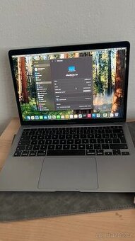 MacBook Air M1 Vesmírně šedá - 1