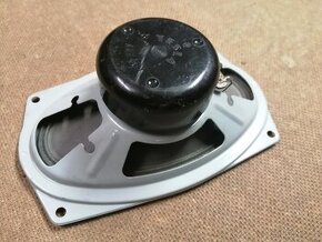 Reproduktor Tesla - 1