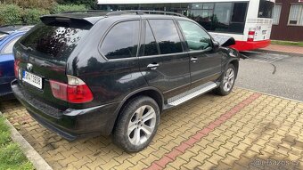 BMW X5 E53 facelift díly