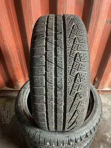 Zimni pneu 225/40R18 runflat