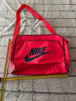 Taška Nike
