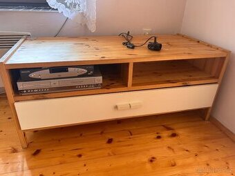 Tv stolek /komoda