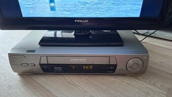 Videorekordér Panasonic NV HD647