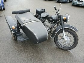 Motocykl se sajdou a platnými spz a stk IŽ IZH 56