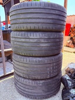 Letní Pneu Dunlop 225/40R18