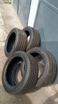 235/45 R17 Kumho