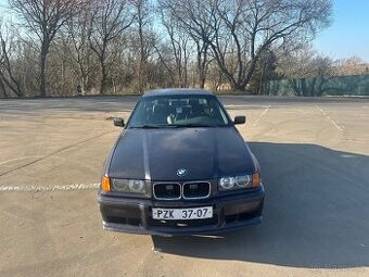BMW E36 318i