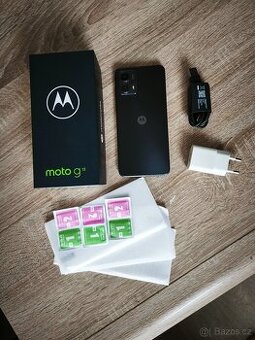 Motorola moto G13 4GB/128GB mobilní telefon 90Hz, model 2023