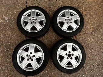VW Sharan 5x112 205/55 R16 zimní sada