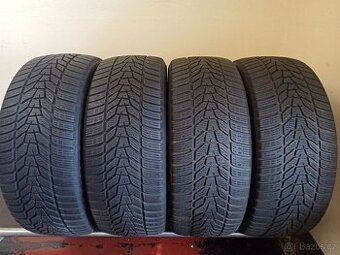 Hankook 235/45 R19 99V 4,5-5,5mm