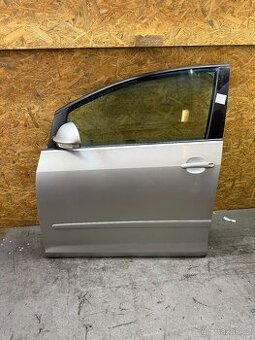Leve predni dvere Vw Golf PLUS 2007
