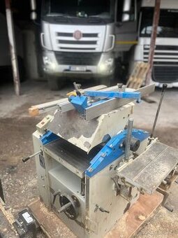 Srovnávací frézka