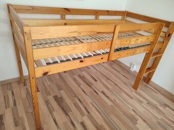 Patrová postel ze dřeva + rošt