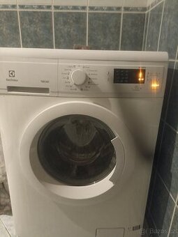 Automatická pračka