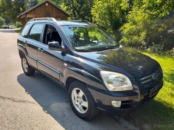 Kia sportage 2.0 CRDI 4X4 NOVÁ STK TAŽNÉ ZAŘÍZENÍ 2xKlič