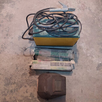 Transformátorová svářečka RTB-2 na 220V,nebo 380V;MEZ Brumov