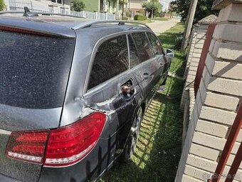 Mercedes Benz W212 náhradné diely