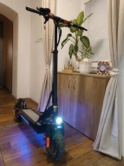 Elektrokoloběžka KUGOO kirin M4 pro