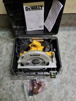 Kotoučová pila DeWALT DWE575K, 1 600 W 67 mm
