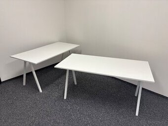 Pracovní stoly IKEA