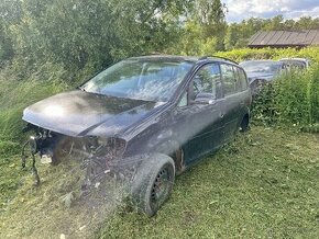 Volkswagen Touran 2005