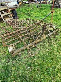 Těžké brány za traktor