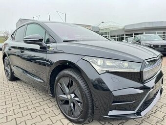 Škoda Enyaq RS 4x4 - 220kw/kamera/panorama/crystal face/DCC