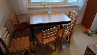 Stůl se 5 židlemi masiv - 1