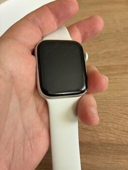 Apple Watch 4  44mm  Silver
