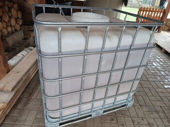 Nádrž na vodu 1000 l