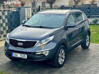 Kia Sportage, 2.0,4X4,MANUÁL,VÝHŘEV,TAŽNÉ