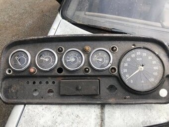 Tatra 148 pristrojovka tachografy