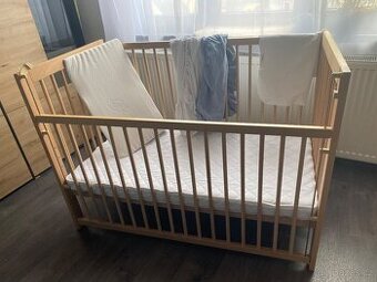 Dětská postýlka 120x60 se stahovacím bokem