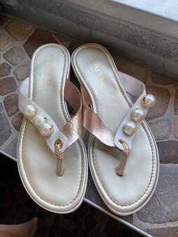 Luxusní žabky Cerutti