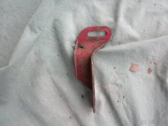 JAWA VILLIERS,JAWA 175,250 Special držák krytu promáru