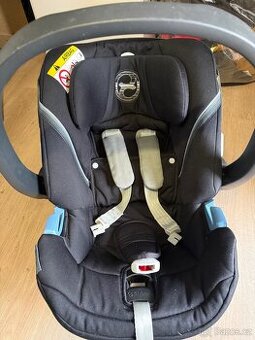 Cybex ATON 5 se základnou