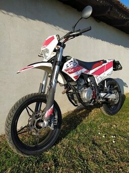Beta RR Motard 125