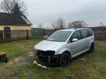 Vw Touran Náhradní díly