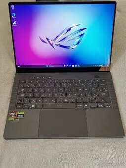 Asus ROG Zephyrus G14, RTX 5070Ti, R9 AI 370, 32GB RAM,